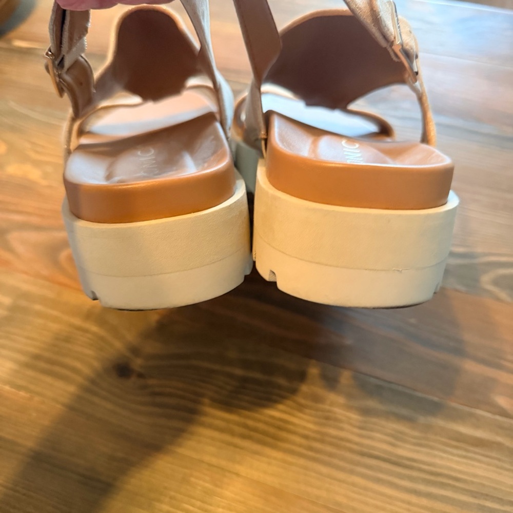 Vionic Metallic Cream Crossband Slingback Sandals - Picture 5 of 9